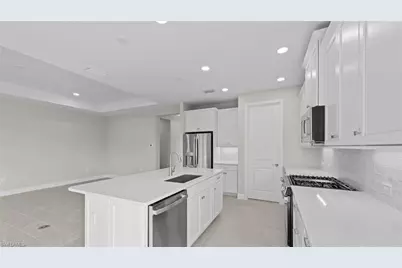 11544 Verandah Palm Ct, Fort Myers, FL 33905 - Photo 9