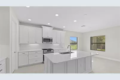 11544 Verandah Palm Ct, Fort Myers, FL 33905 - Photo 7