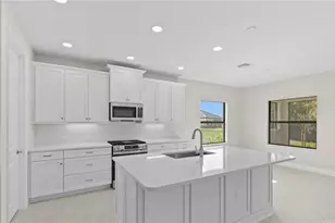 11544 Verandah Palm Ct, Fort Myers, FL 33905 - Photo 7