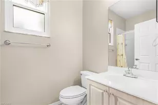 305 Robin Hood Cir, Naples, FL 34104 - Photo 21