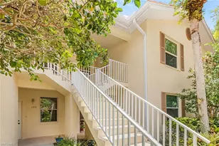 305 Robin Hood Cir, Naples, FL 34104 - Photo 3