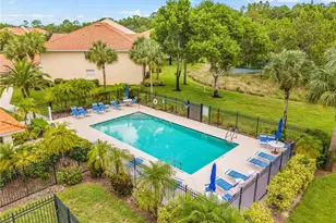 305 Robin Hood Cir, Naples, FL 34104 - Photo 27