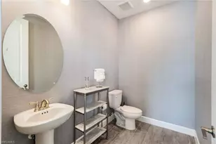 11401 Venetian Lagoon Dr, Fort Myers, FL 33913 - Photo 33