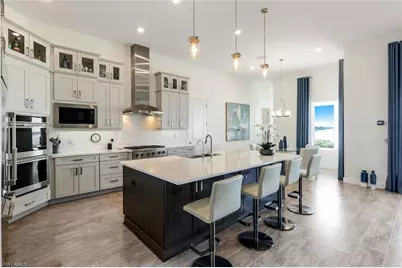 11401 Venetian Lagoon Dr, Fort Myers, FL 33913 - Photo 13