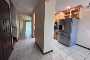 7675 Meadow Lakes Dr, Naples, FL 34104 - Photo 5