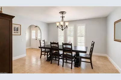 1089 Nottingham Dr, Naples, FL 34109 - Photo 5