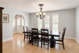 1089 Nottingham Dr, Naples, FL 34109 - Photo 5
