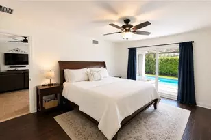 1089 Nottingham Dr, Naples, FL 34109 - Photo 13