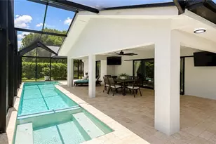 1089 Nottingham Dr, Naples, FL 34109 - Photo 17
