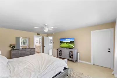 249 Memory Ln #4, Naples, FL 34112 - Photo 15