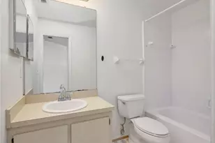 17420 Birchwood Ln, Fort Myers, FL 33908 - Photo 23