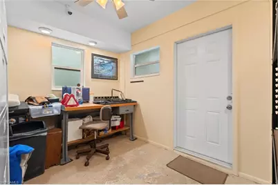3721 White Blvd, Naples, FL 34117 - Photo 21