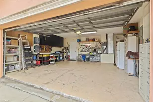 3721 White Blvd, Naples, FL 34117 - Photo 27