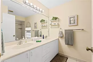 3721 White Blvd, Naples, FL 34117 - Photo 19