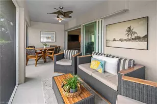 260 Lanchester Ct, Naples, FL 34112 - Photo 11