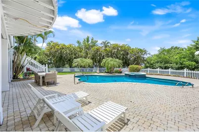 203 San Mateo Dr, Bonita Springs, FL 34134 - Photo 29