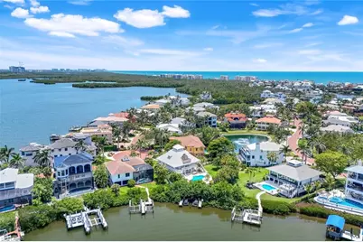 203 San Mateo Dr, Bonita Springs, FL 34134 - Photo 3