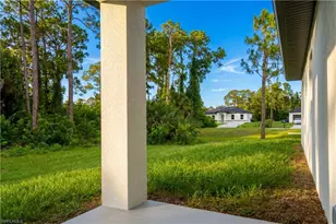 429 Gray Ave S, Lehigh Acres, FL 33974 - Photo 7
