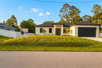 429 Gray Ave S, Lehigh Acres, FL 33974 - Photo 33