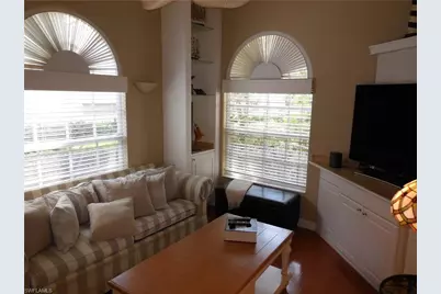 4456 Prescott Ln, Naples, FL 34119 - Photo 9