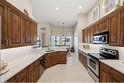 8793 Mustang Island Cir, Naples, FL 34113 - Photo 15