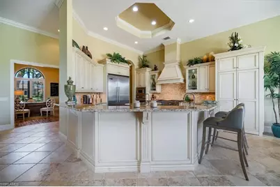 6113 Sunnyslope Dr, Naples, FL 34119 - Photo 7