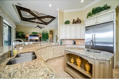 6113 Sunnyslope Dr, Naples, FL 34119 - Photo 9