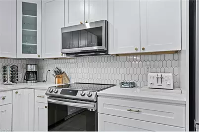 1513 Bermuda Rd, Marco Island, FL 34145 - Photo 9