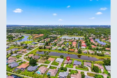 24916 Carnoustie Ct, Bonita Springs, FL 34135 - Photo 35