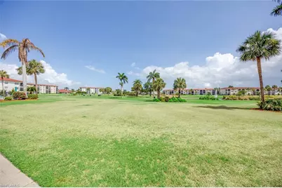 45 High Point Cir S #303, Naples, FL 34103 - Photo 21