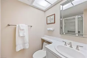 45 High Point Cir S, Naples, FL 34103 - Photo 17