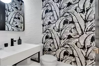 6136 Rodney Bay Ln, Naples, FL 34113 - Photo 27