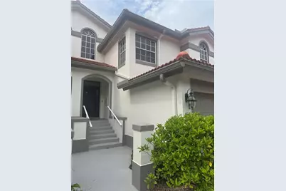 562 Laguna Royale Blvd #604, Naples, FL 34119 - Photo 3