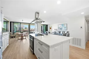 2316 Gulf Shore Blvd N, Naples, FL 34103 - Photo 17