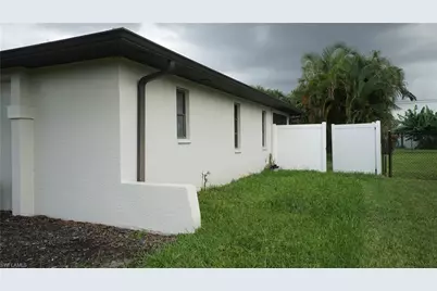 1203 SE 33rd St, Cape Coral, FL 33904 - Photo 3