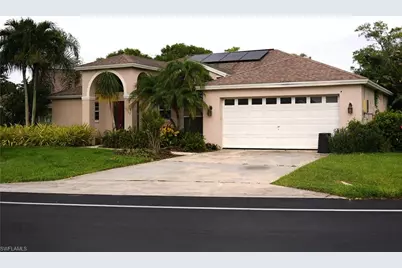 1145 Moon Lake Dr, Naples, FL 34104 - Photo 1
