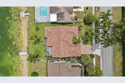 7303 Mill Pond Cir, Naples, FL 34109 - Photo 17