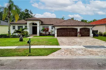 3442 Allegheny Ct, Naples, FL 34120 - Photo 7