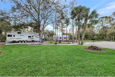 231 16th St NE, Naples, FL 34120 - Photo 31