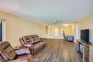 7402 Lake Breeze Dr, Fort Myers, FL 33907 - Photo 11