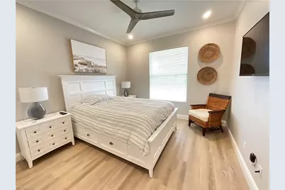 1709 Marsh Run, Naples, FL 34109 - Photo 15