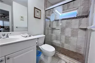 1031 Tivoli Ln, Naples, FL 34104 - Photo 11
