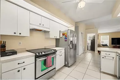 1714 SE 21st Ter, Cape Coral, FL 33990 - Photo 9
