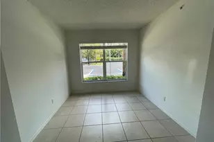 8265 Ibis Club Dr, Naples, FL 34104 - Photo 9