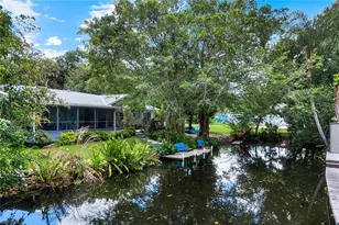 27292 East Dr, Bonita Springs, FL 34135 - Photo 33