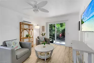 27292 East Dr, Bonita Springs, FL 34135 - Photo 21