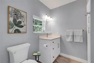 27292 East Dr, Bonita Springs, FL 34135 - Photo 23