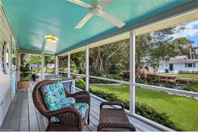 27292 East Dr, Bonita Springs, FL 34135 - Photo 5