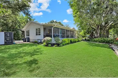 27292 East Dr, Bonita Springs, FL 34135 - Photo 41