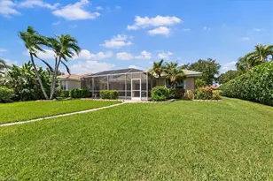 10848 Longshore Way W, Naples, FL 34119 - Photo 35